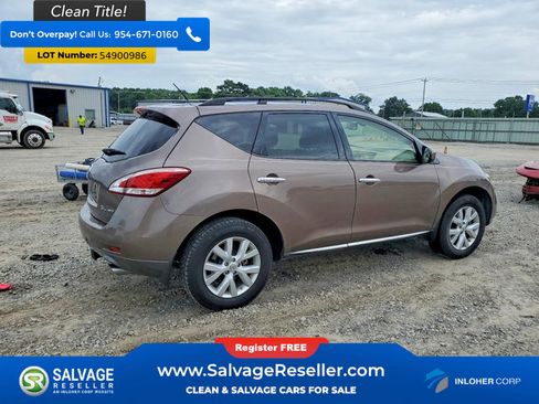 Used 2014 Nissan Murano SL w/ Navigation Package AWD/4WD image 4