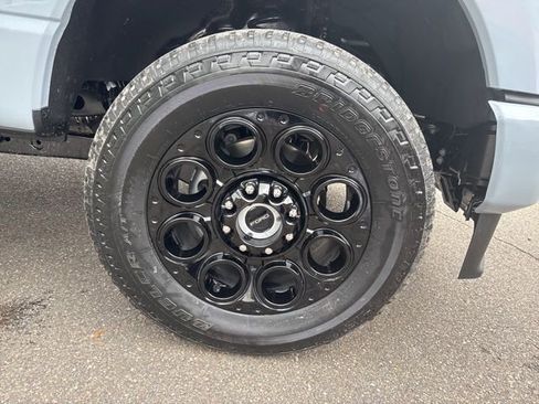 New 2026 Ford F250 Lariat w/ Black Appearance Package AWD/4WD image 10