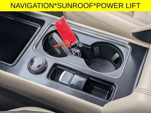 Used 2022 Lincoln Corsair Reserve w/ Elements Package image 22