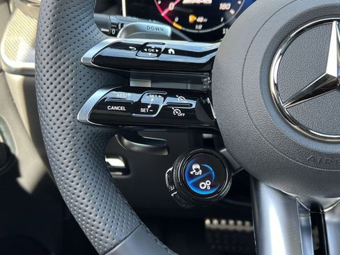 New 2026 Mercedes-Benz GLC 43 AMG 4MATIC image 32