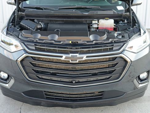Used 2020 Chevrolet Traverse RS image 7
