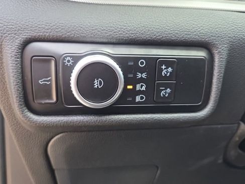 Used 2023 Ford Explorer XLT w/ Equipment Group 202A AWD/4WD image 30
