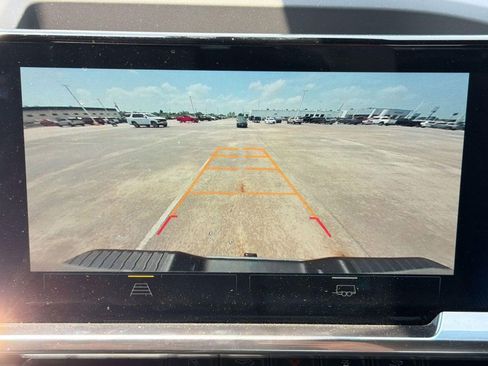 Used 2024 Chevrolet Silverado 2500 LT AWD/4WD image 27