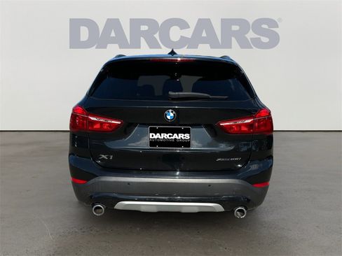 Used 2021 BMW X1 xDrive28i w/ Convenience Package image 6