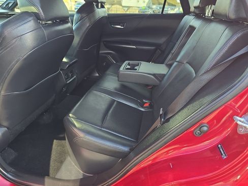 Used 2021 Toyota Venza XLE w/ Softex Package image 18