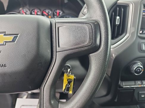 Used 2022 Chevrolet Silverado 1500 Custom AWD/4WD image 23