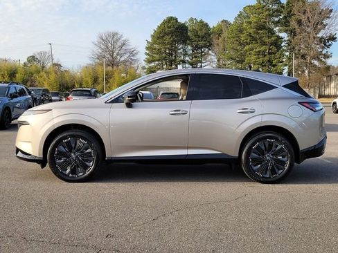 New 2026 Nissan Murano Platinum w/ Cargo Package AWD/4WD image 2