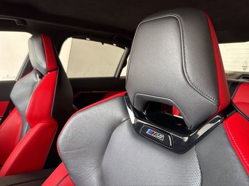 Used 2025 BMW M5 Base w/ Carbon Package image 21