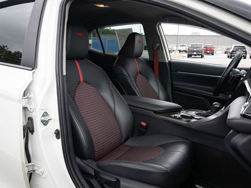 Used 2021 Toyota Camry TRD w/ TRD Package w/JBL Audio FWD image 22