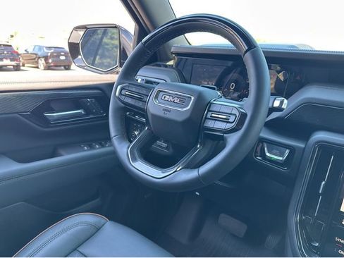 New 2026 GMC Yukon AT4 image 6