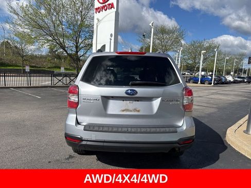 Used 2016 Subaru Forester 2.5i Premium AWD/4WD image 6