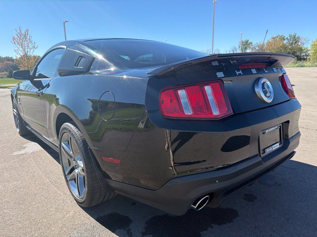 Used 2010 Ford Mustang Shelby GT500 RWD image 12
