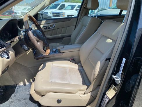 Used 2011 Mercedes-Benz E 350 Sedan image 7