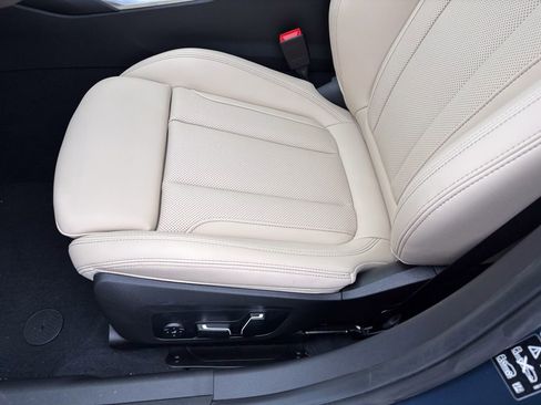 New 2026 BMW 330i xDrive Sedan image 14