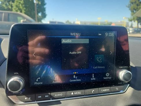 Used 2023 Nissan Sentra SR w/ SR Premium Package FWD image 16