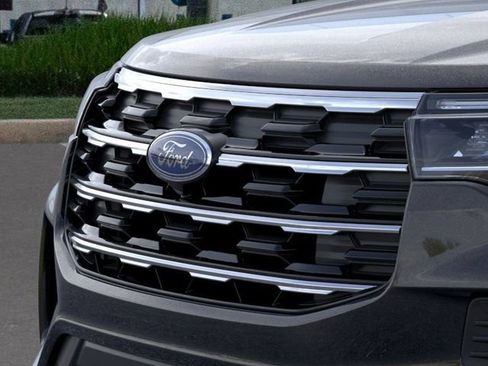 New 2026 Ford Explorer Active image 17