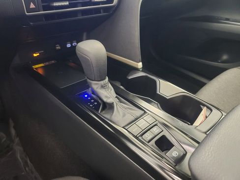 Used 2025 Toyota Camry LE image 37