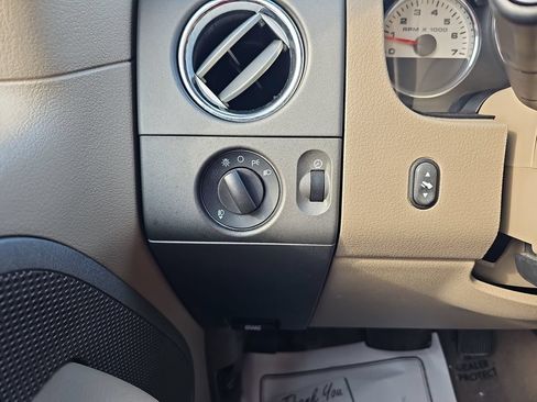 Used 2006 Ford F150 Lariat AWD/4WD image 33