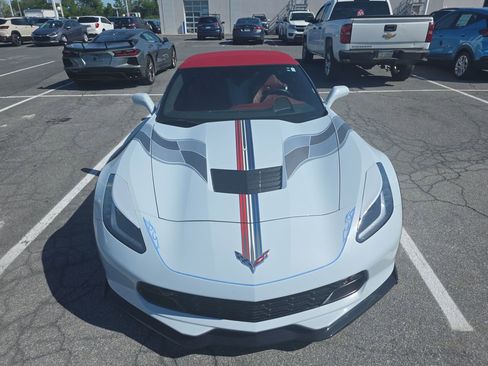 Used 2019 Chevrolet Corvette Grand Sport RWD image 3