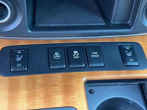 Used 2015 Nissan Armada Platinum w/ Platinum Reserve Package AWD/4WD image 29