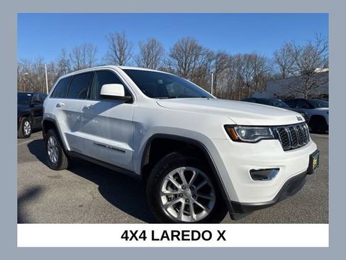 Used 2022 Jeep Grand Cherokee Laredo X AWD/4WD image 1