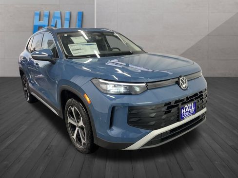 New 2026 Volkswagen Tiguan SE image 7