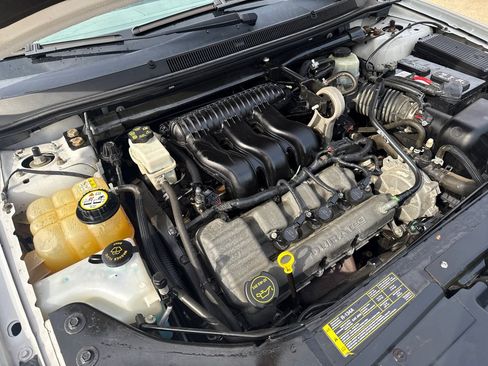 Used 2005 Mercury Montego Premier FWD image 21