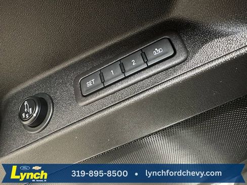 Used 2018 Chevrolet Equinox Premier image 8