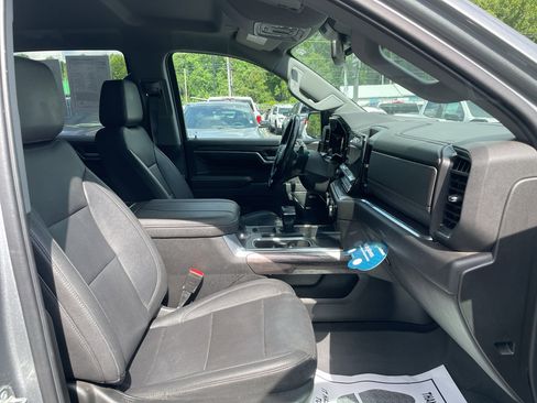 Certified 2023 Chevrolet Silverado 1500 LTZ AWD/4WD image 11