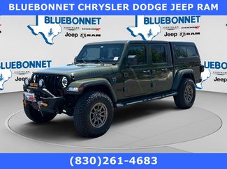 Used 2023 Jeep Gladiator Sport AWD/4WD video 1