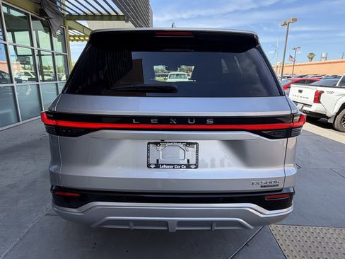 Used 2024 Lexus TX 500h AWD image 13