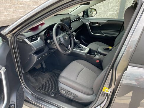 Used 2022 Toyota RAV4 XLE w/ Convenience Package AWD/4WD image 14