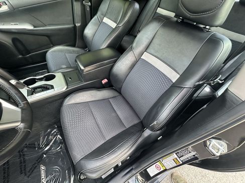 Used 2012 Toyota Camry SE FWD image 52