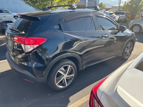 Used 2021 Honda HR-V EX image 2