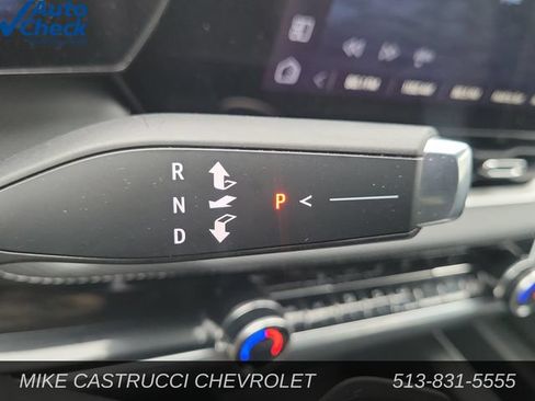 Used 2026 Chevrolet Equinox LT w/ Convenience Package II FWD image 23