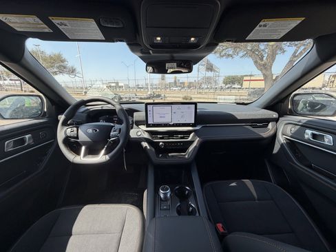 New 2026 Ford Explorer Tremor w/ Tremor Convenience Package image 4