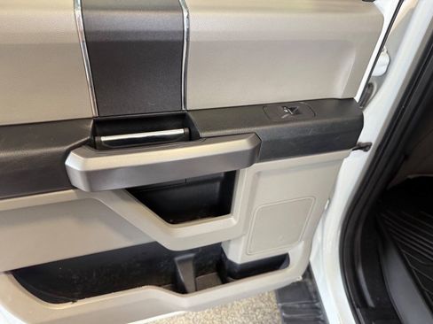 Used 2018 Ford F150 XLT AWD/4WD image 22
