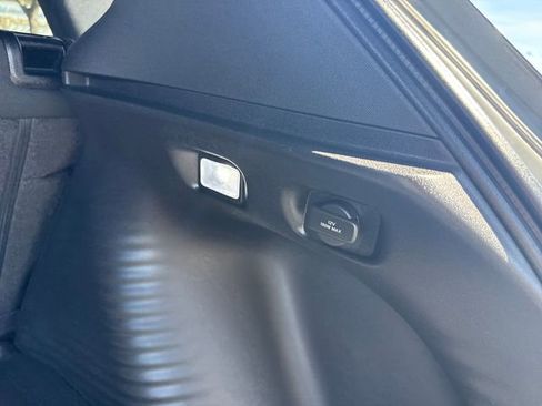 Certified 2024 Honda HR-V Sport image 44