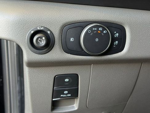 New 2026 Ford Transit 350 XLT image 18