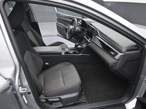 Used 2025 Toyota Camry LE FWD image 31
