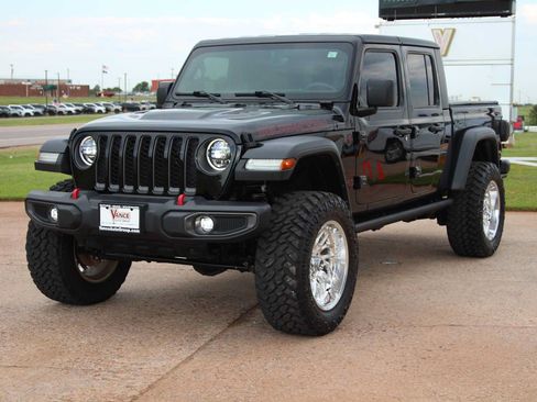 Used 2023 Jeep Gladiator Rubicon w/ LED Lighting Group AWD/4WD image 4