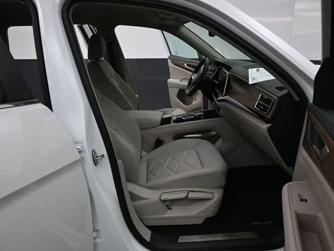 New 2026 Volkswagen Atlas SE AWD/4WD image 14