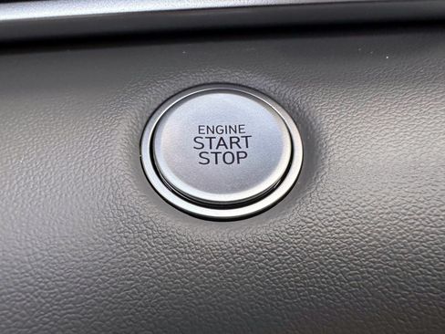 Used 2025 Hyundai Elantra Sport FWD image 23