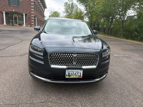 Used 2023 Lincoln Nautilus Reserve w/ Equipment Group 201A AWD/4WD image 7