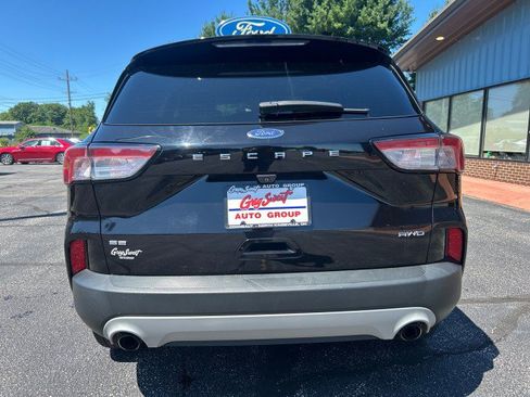 Used 2022 Ford Escape SE w/ Cold Weather Package AWD/4WD image 7