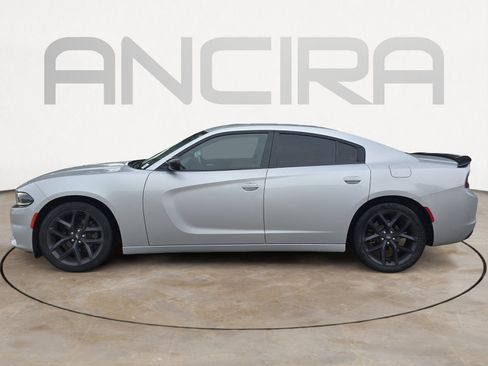 Used 2020 Dodge Charger SXT w/ Blacktop Package RWD image 5