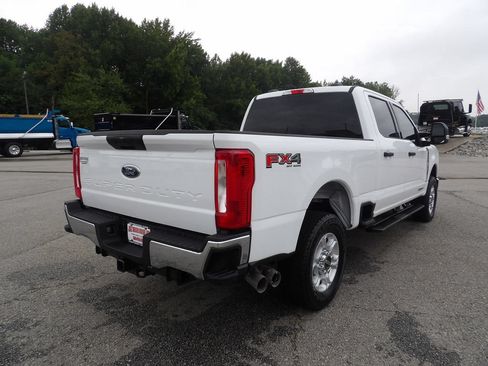 Used 2025 Ford F250 XLT w/ FX4 Off-Road Package AWD/4WD image 7