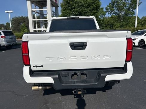 Used 2024 Toyota Tacoma TRD Off-Road AWD/4WD image 8