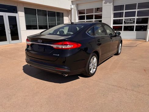 Used 2018 Ford Fusion S image 3