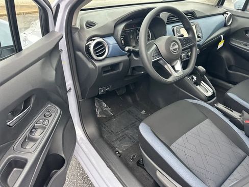 New 2025 Nissan Versa SV w/ Trunk Package FWD image 6